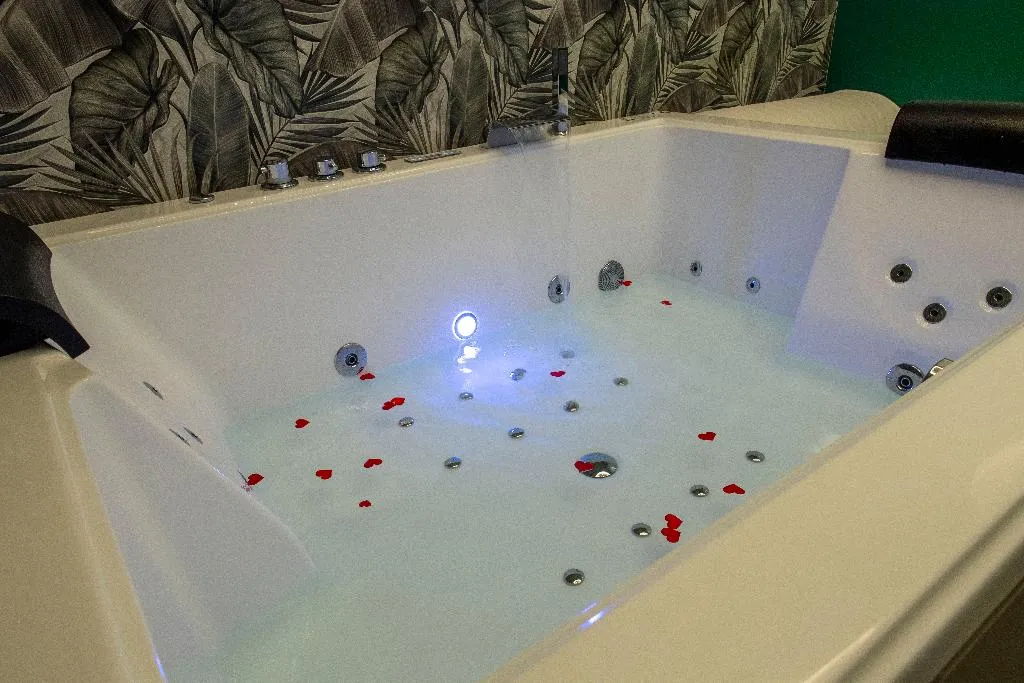 DOUBLE WITH JACUZZI Room, Smart Hotel - Naples Harbour, Naples