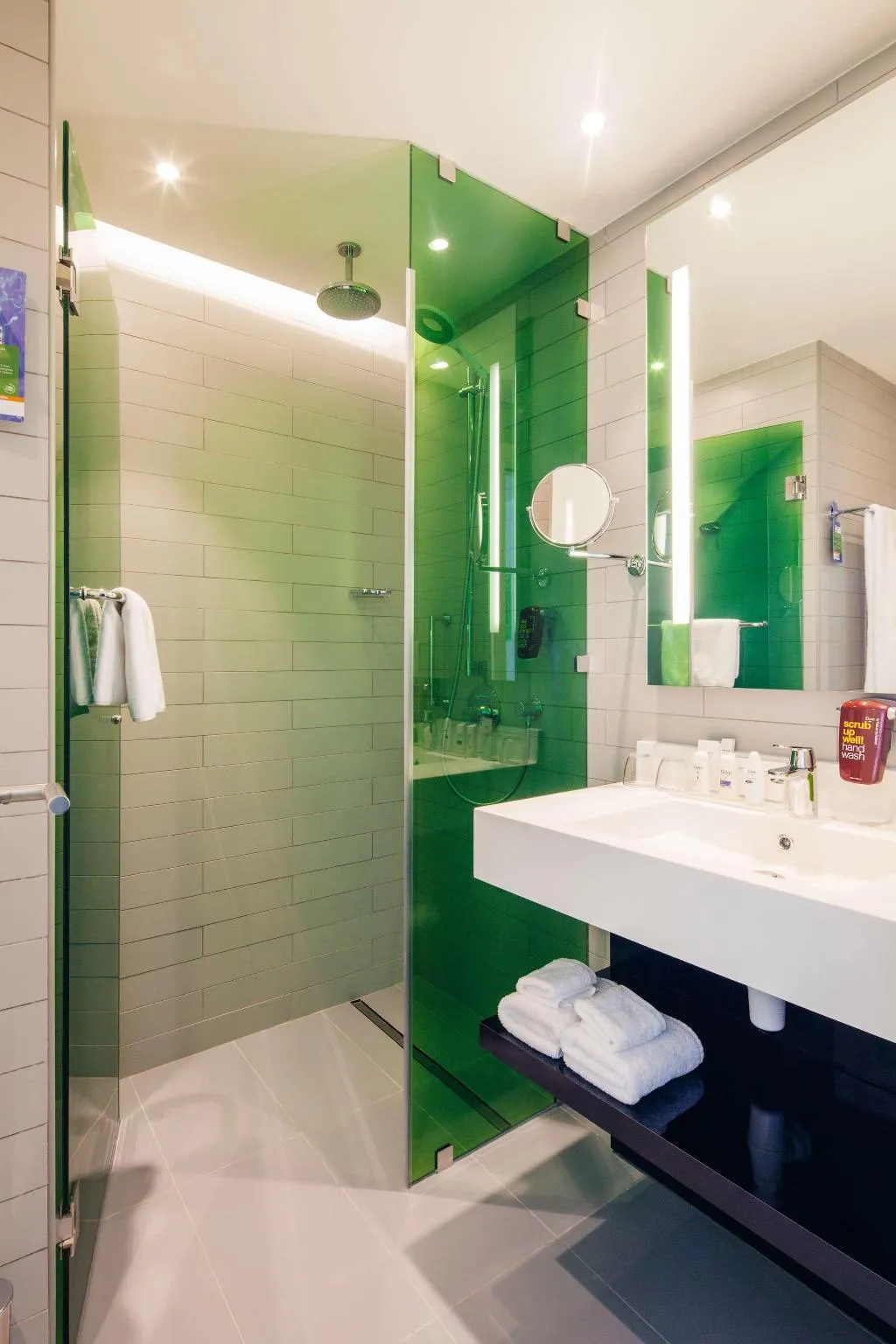 Room, Park Inn by Radisson Dubai Motor City, Dubai