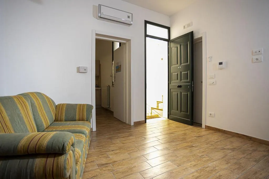 Lobby, Trapani Home, Palermo