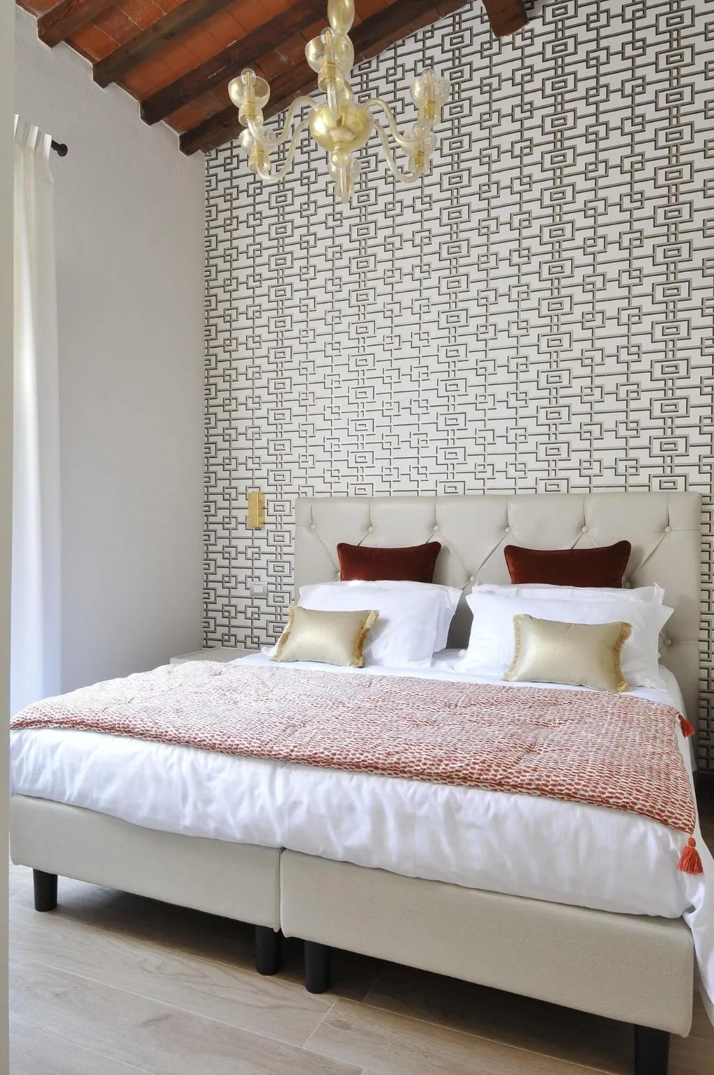 Room, Canto Degli Aranci, Florence