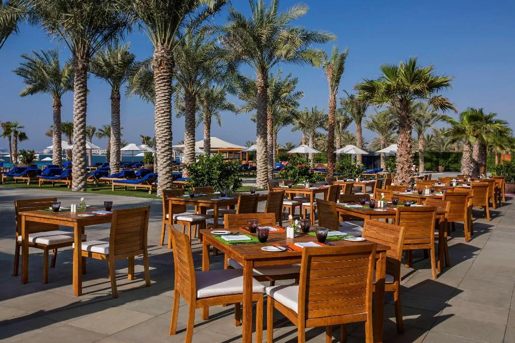 Restaurant, DoubleTree by Hilton Dubai, Jumeirah Beach, Dubai