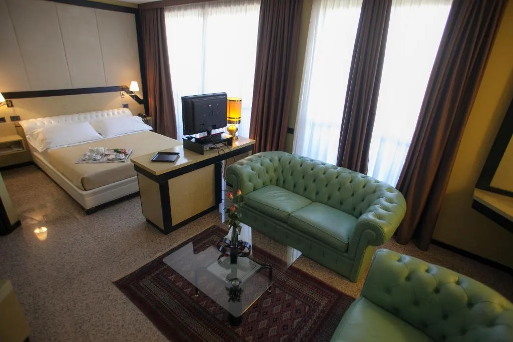 SUITE STANDARD Room, Hotel Diamante, Milan