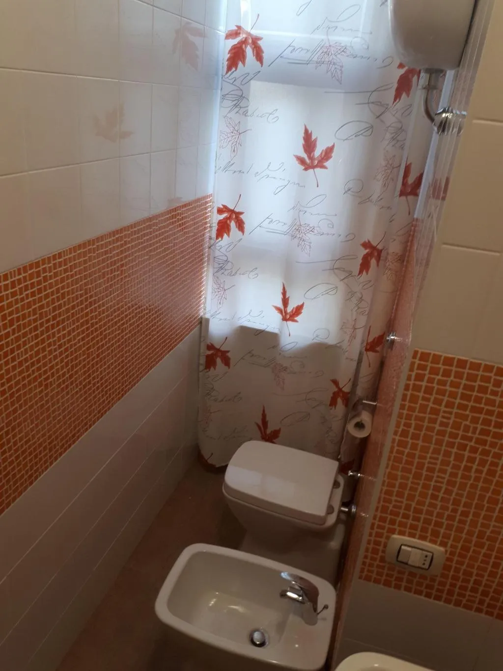 Room, Home To Fly, Naples