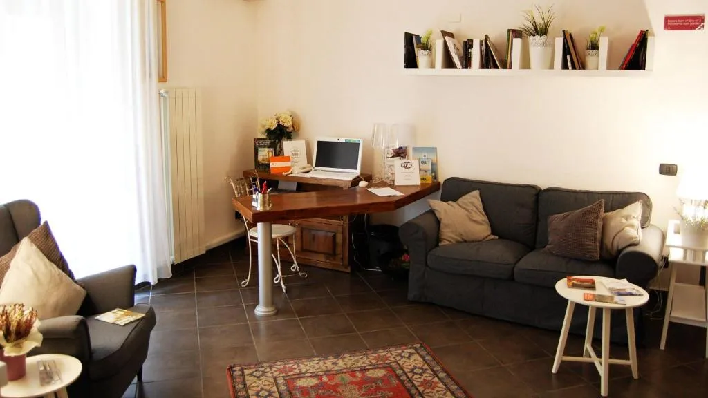 Lobby, B&B Portatenea, Catania