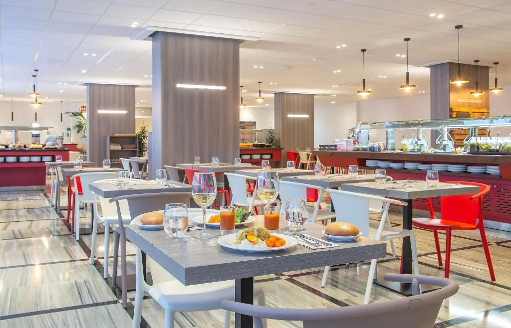 Restaurant, Pierre & Vacances Hotel Salou Sunset, Costa Dorada