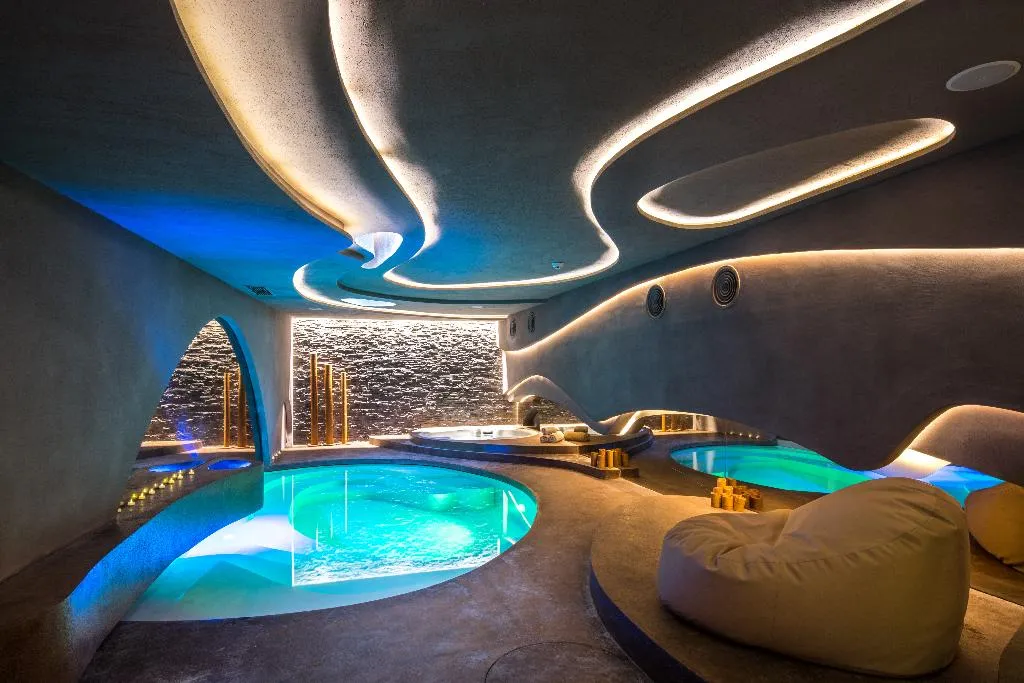 Pool, Mediterranean Palace, Halkidiki