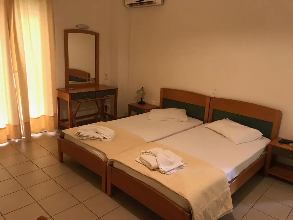Double or Twin STANDARD Room, Diamanti Hotel, Athens