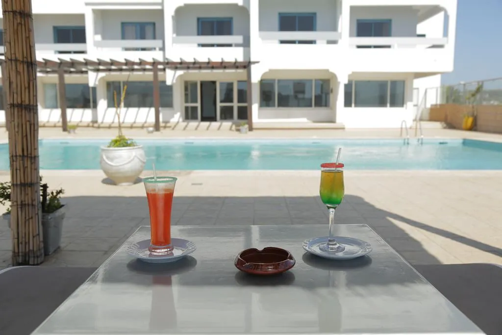 Pool, Suisse, Casablanca