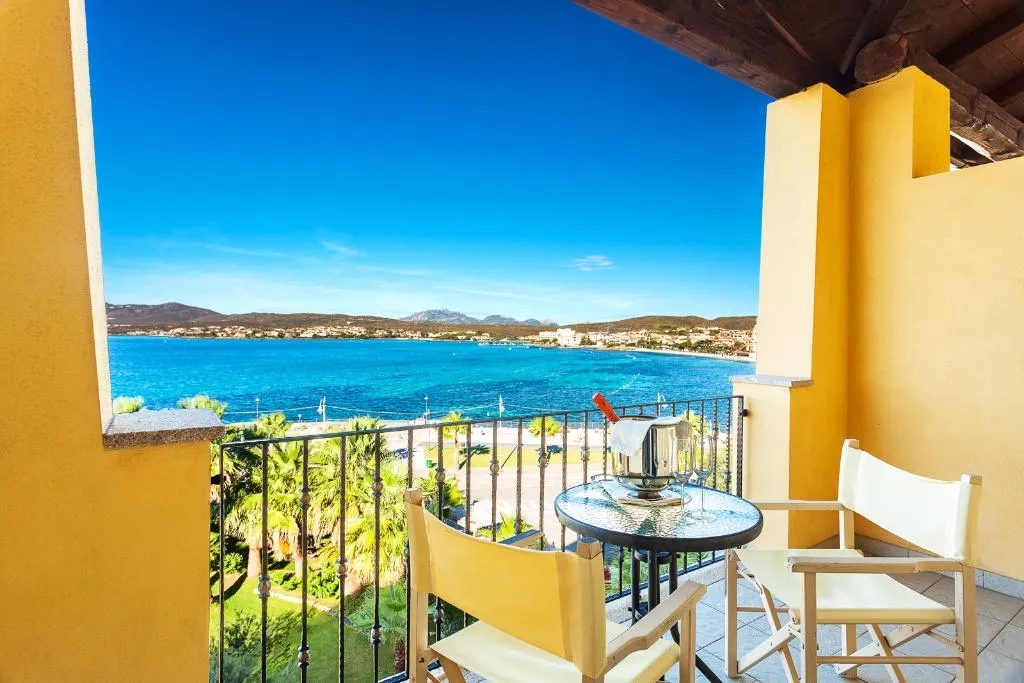 DOUBLE SINGLE USE EXECUTIVE SEA VIEW Room, Villa Margherita, Olbia