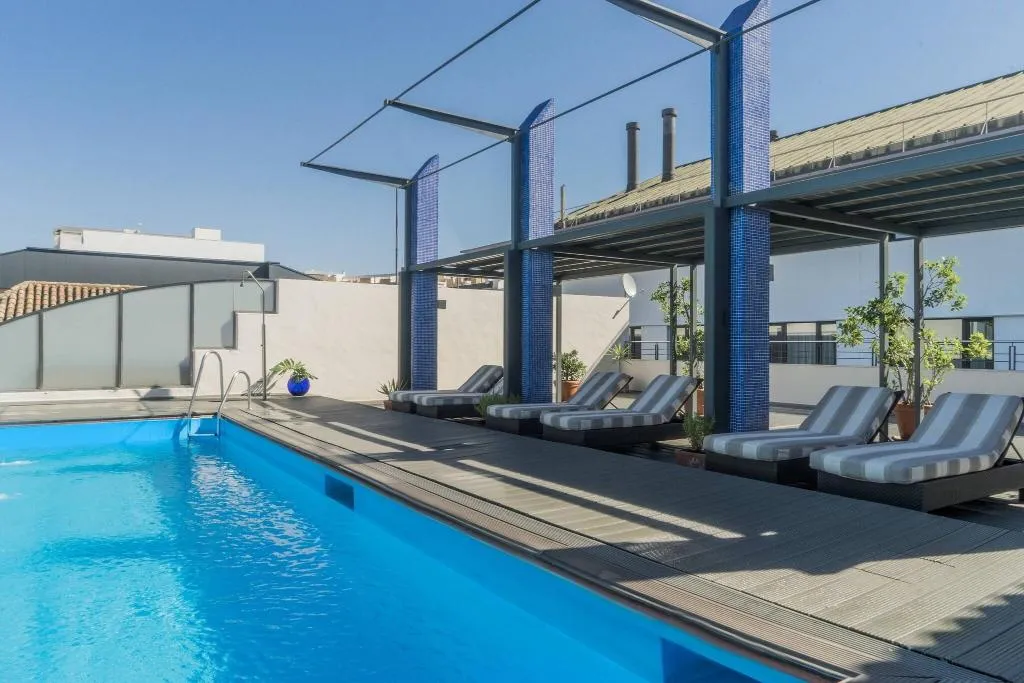 Pool, AC Ciudad de Sevilla, Seville