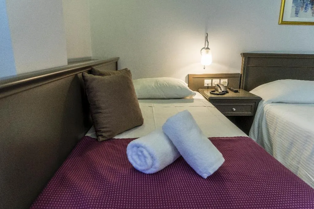TRIPLE DELUXE Room, Castello City, Crete