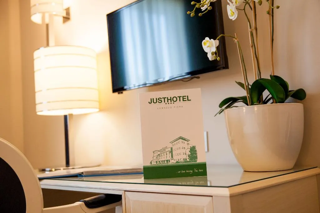 DOUBLE STANDARD Room, Just Hotel Lomazzo Fiera, Milan