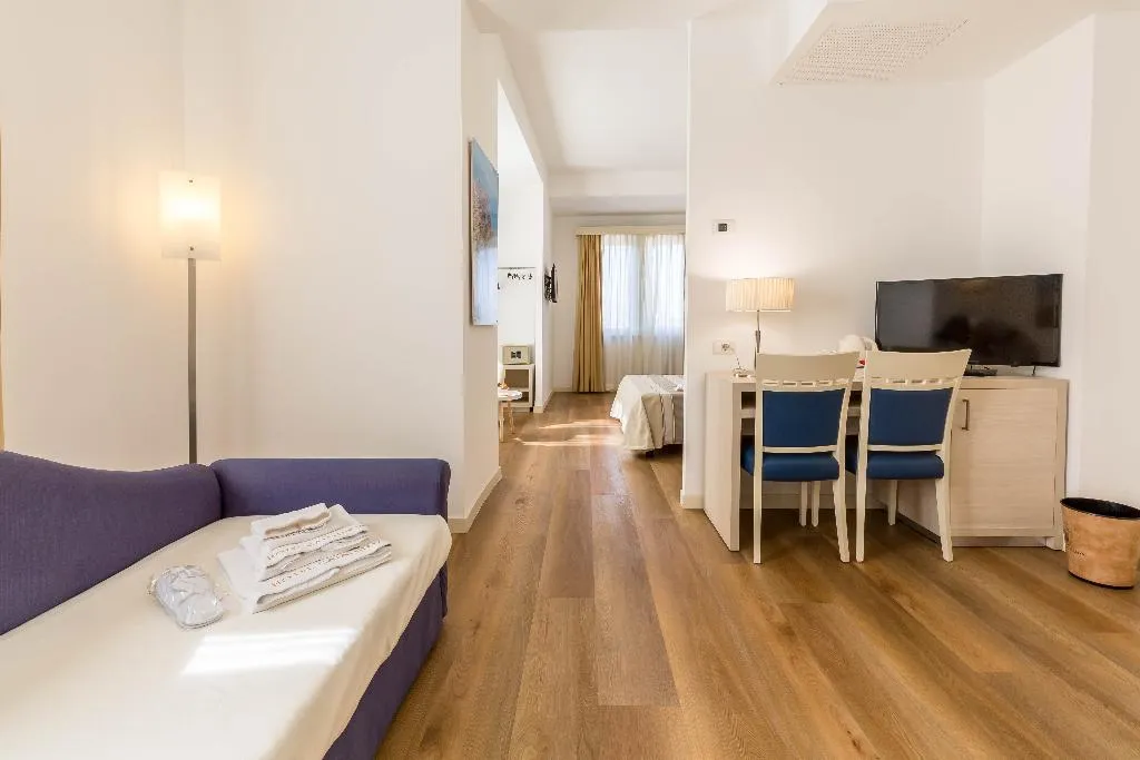 FAMILY ROOM STANDARD Room, Hotel Catalunya, Alghero