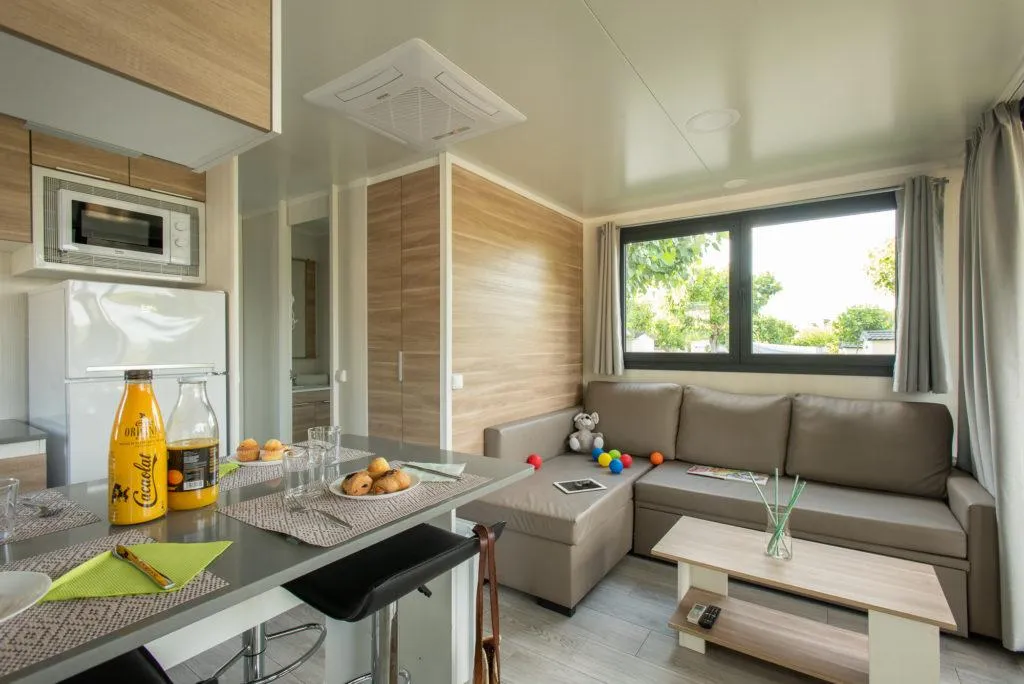 FAMILY ROOM TWO BEDROOMS ONE BATHROOM Room, Berga Resort - The Mountain - Wellness center -SPA, Barcelona
