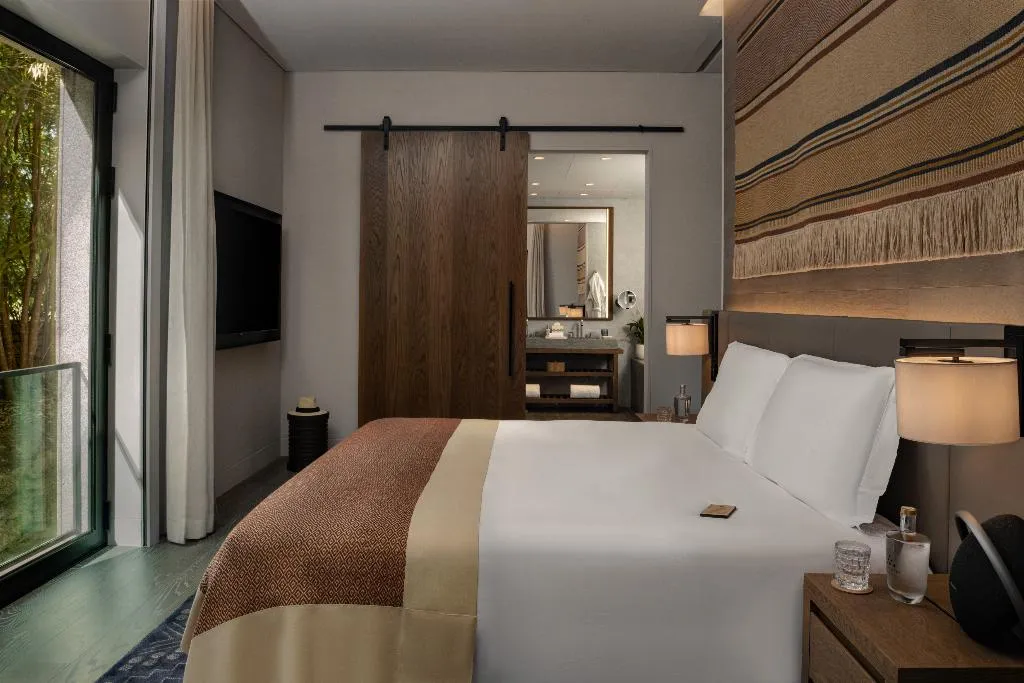 SUITE ONE BED Room, Six Senses Douro Valley, Porto
