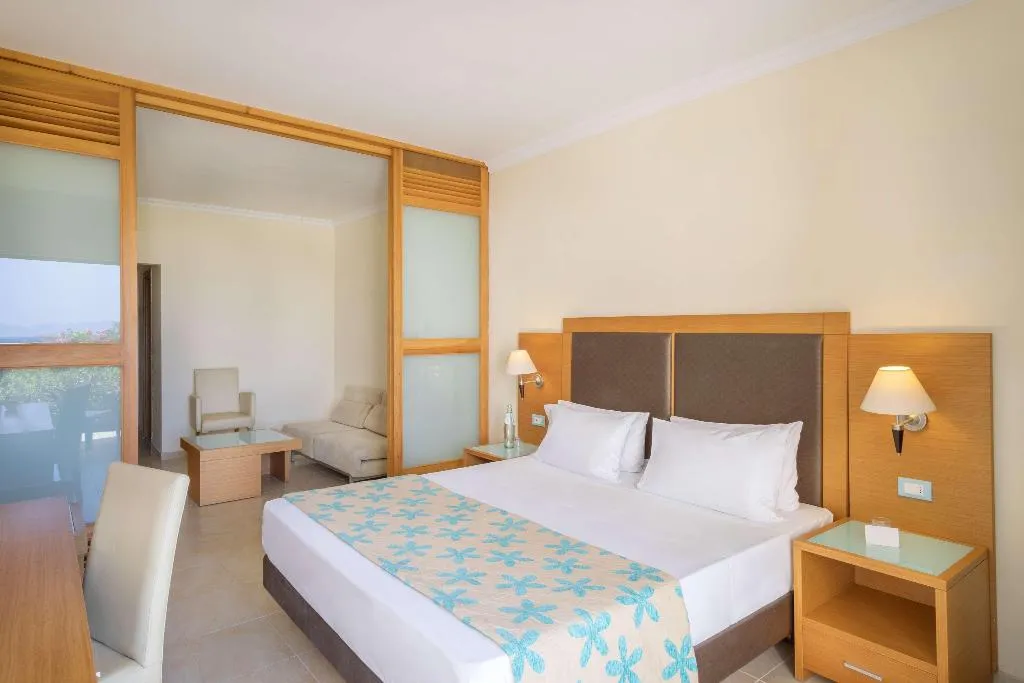 FAMILY ROOM SEA VIEW Room, Sol Cosmopolitan Rhodes, Rhodes