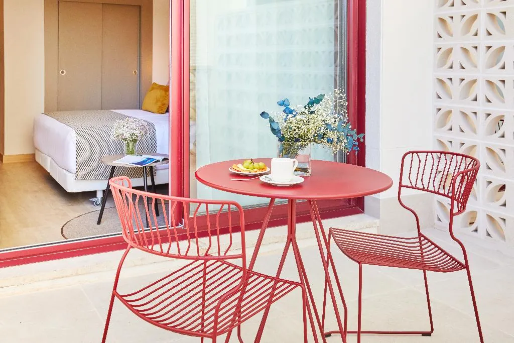 DOUBLE SUPERIOR WITH TERRACE Room, Hesperia Sevilla, Seville