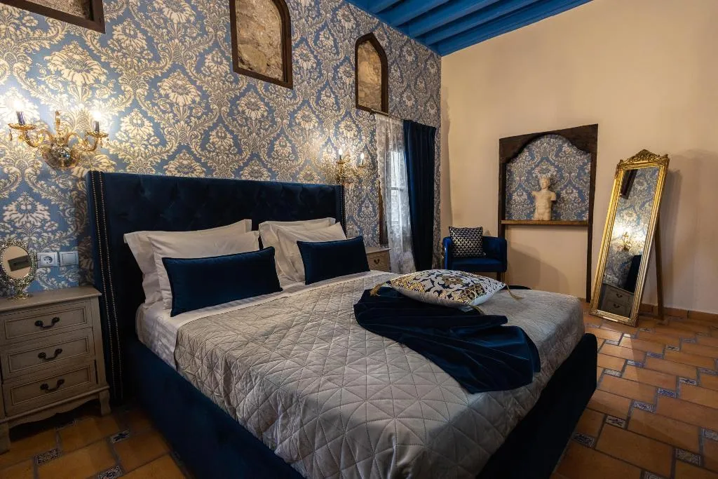 SUITE KING BED WITH JACUZZI Room, April Medieval Hotel, Rhodes
