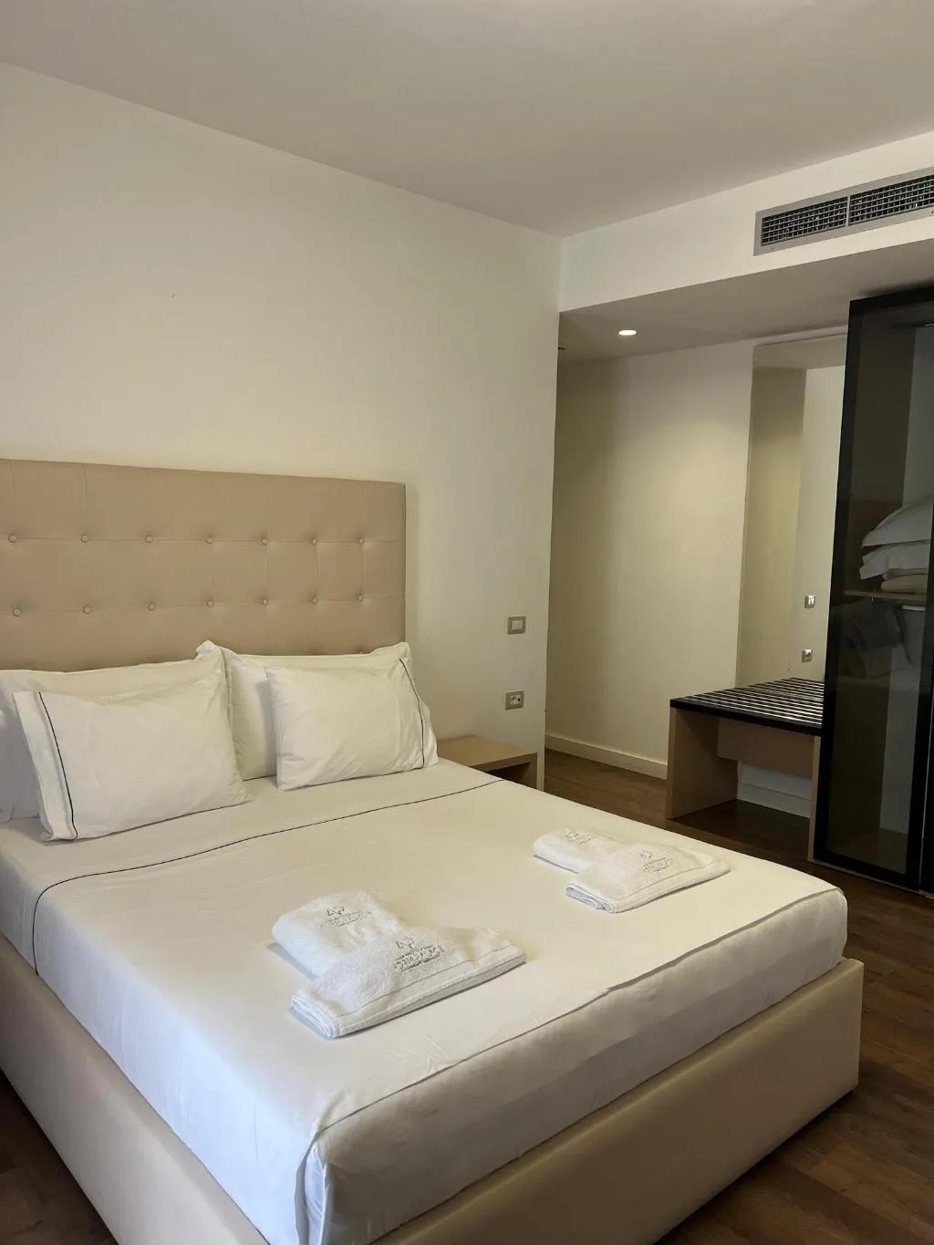 Room, Adria Palace Hotel, Durres