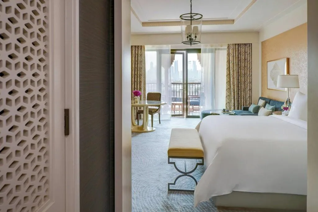 Room, Four Seasons Resort Dubai at Jumeirah Beach, Dubai