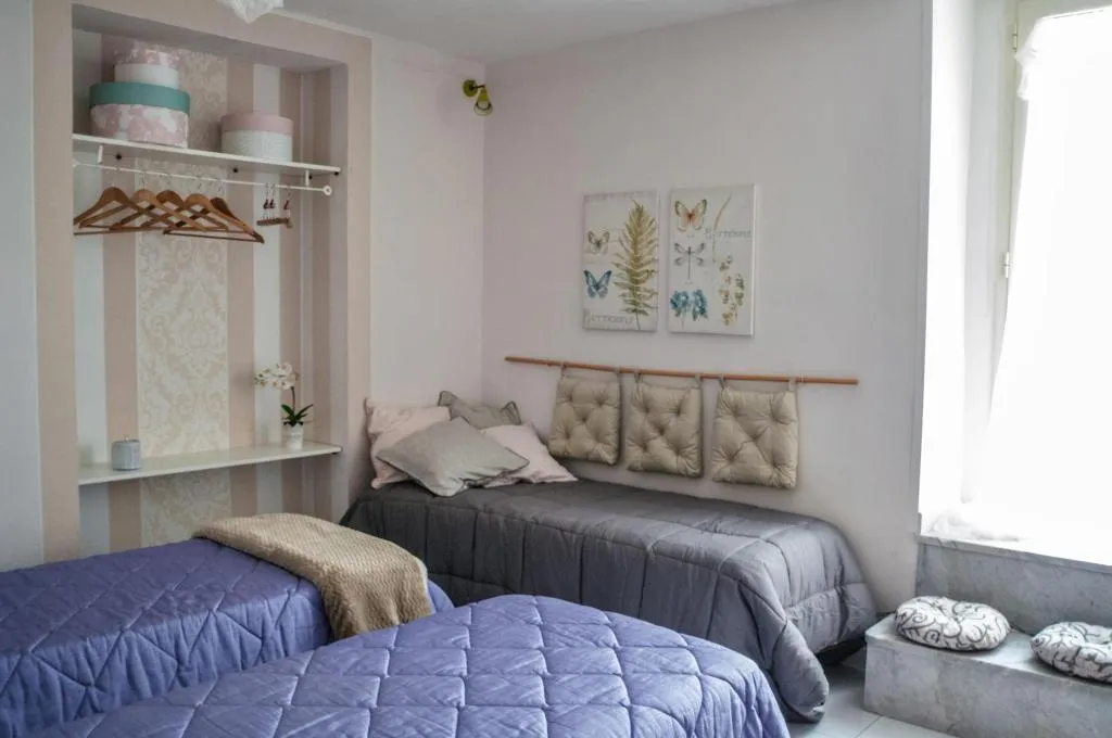 Room, B&B Cuore di Napoli, Naples