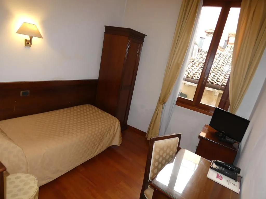 SINGLE CLASSIC Room, La Forcola, Venice