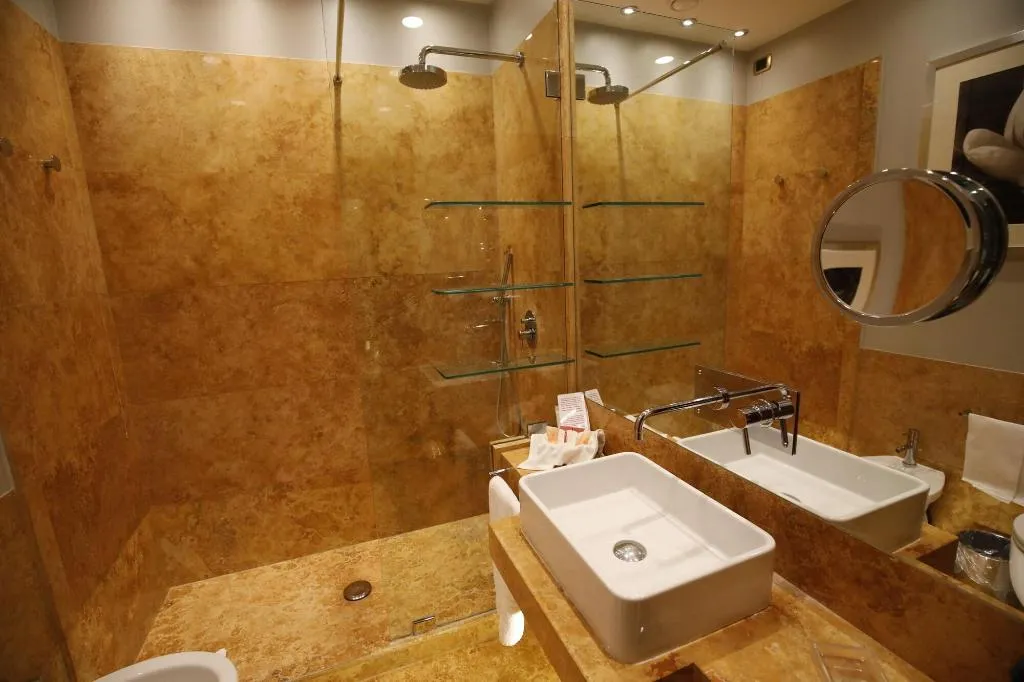 Room, Sant'Anna, Rome