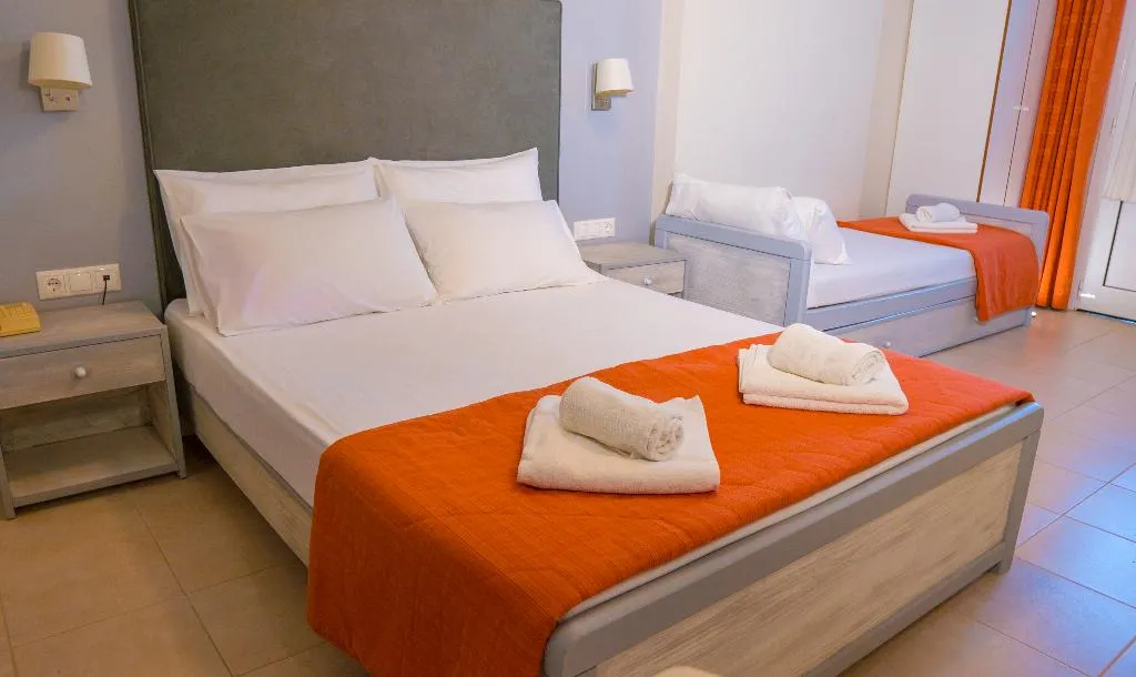 TRIPLE GARDEN VIEW Room, Palatino, Kefallinia