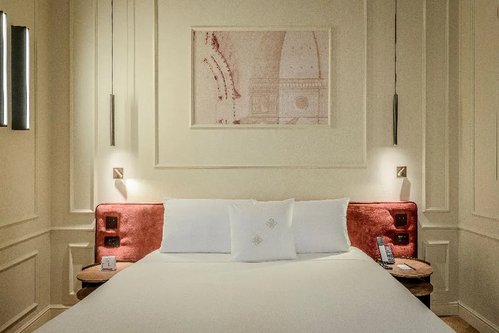 Double or Twin CLASSIC Room, Palazzo Montebello, Florence