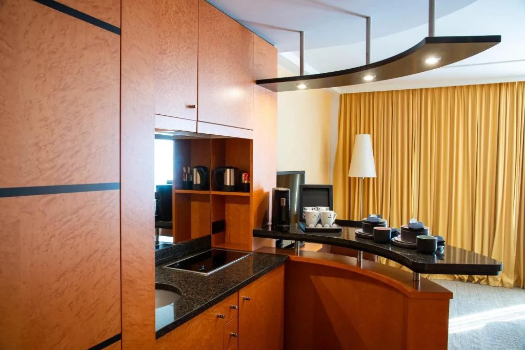 Double or Twin BUSINESS Room, Best Western Premier Airporthotel Berlin, Berlin
