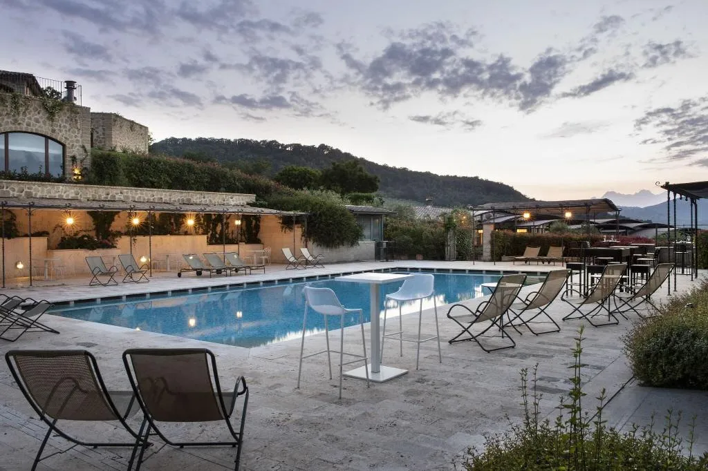 Pool, Altarocca Wine Resort, Perugia
