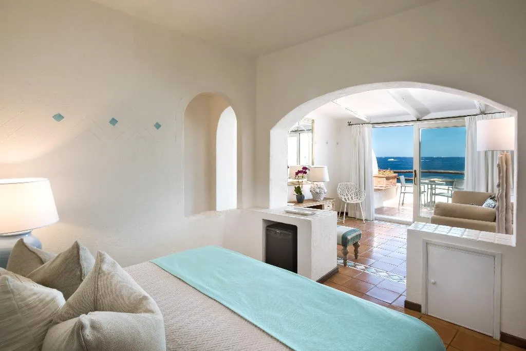 JUNIOR SUITE PREMIUM Room, Club Hotel Baja Sardinia, Olbia