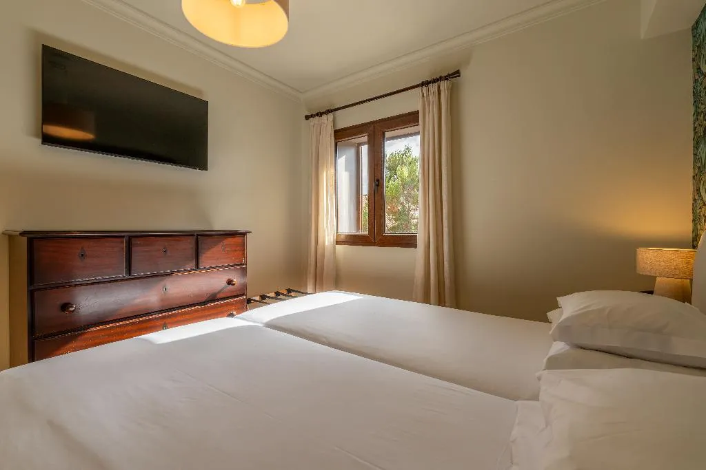 VILLA TWO BEDROOMS Room, Quinta do Furao, Madeira