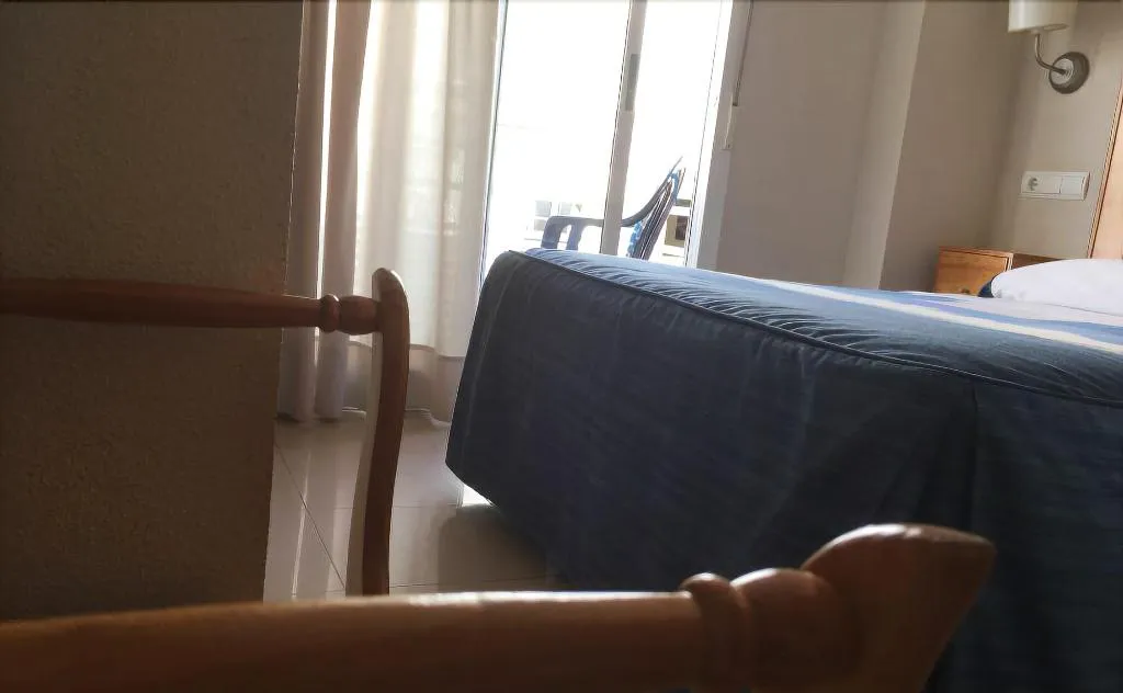 Room, Hostal Quatre Llunes, Costa Blanca