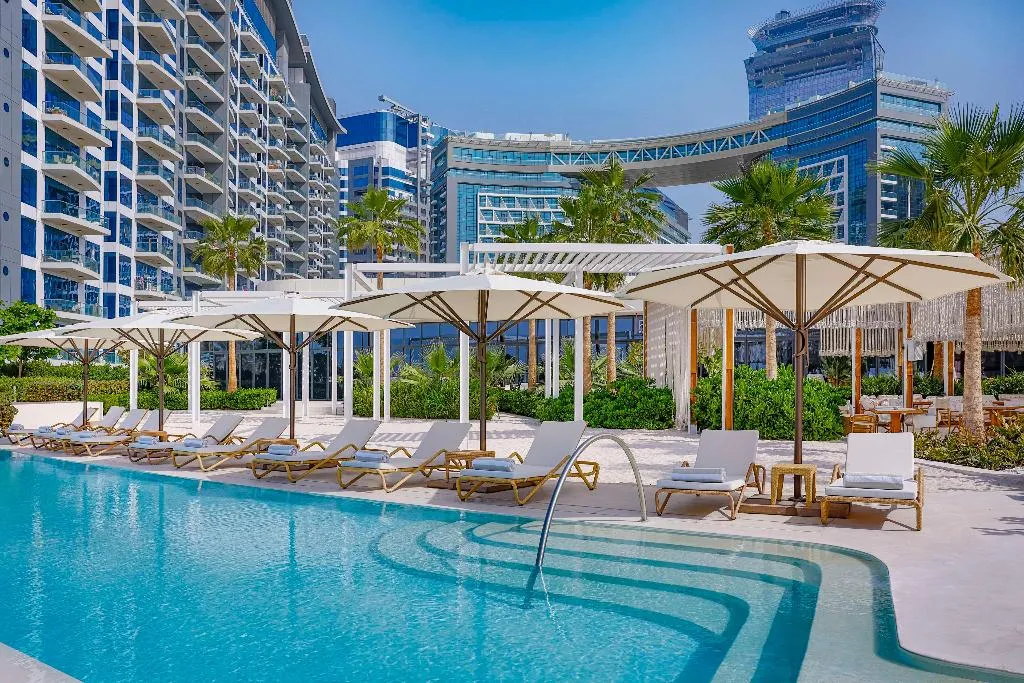 Beach, NH Collection Dubai The Palm, Dubai