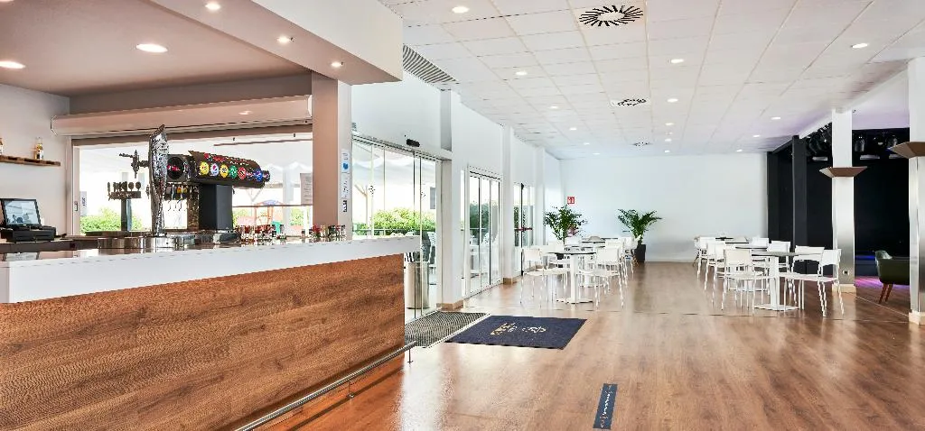 Bar, Hotel Globales Cala´n Bosch, Menorca