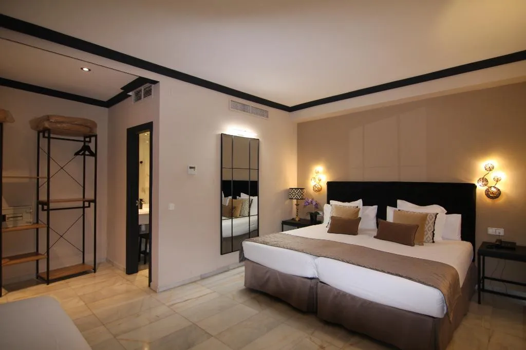 Double or Twin STANDARD Room, San Gil, Seville