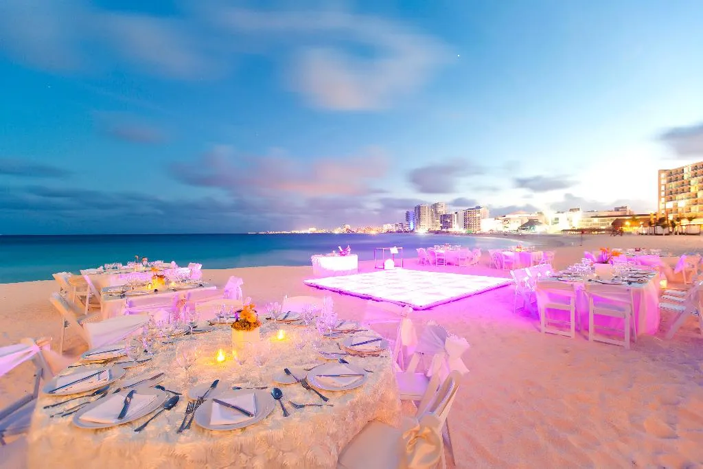 Beach, Krystal Grand Cancun All Inclusive, Cancun Area