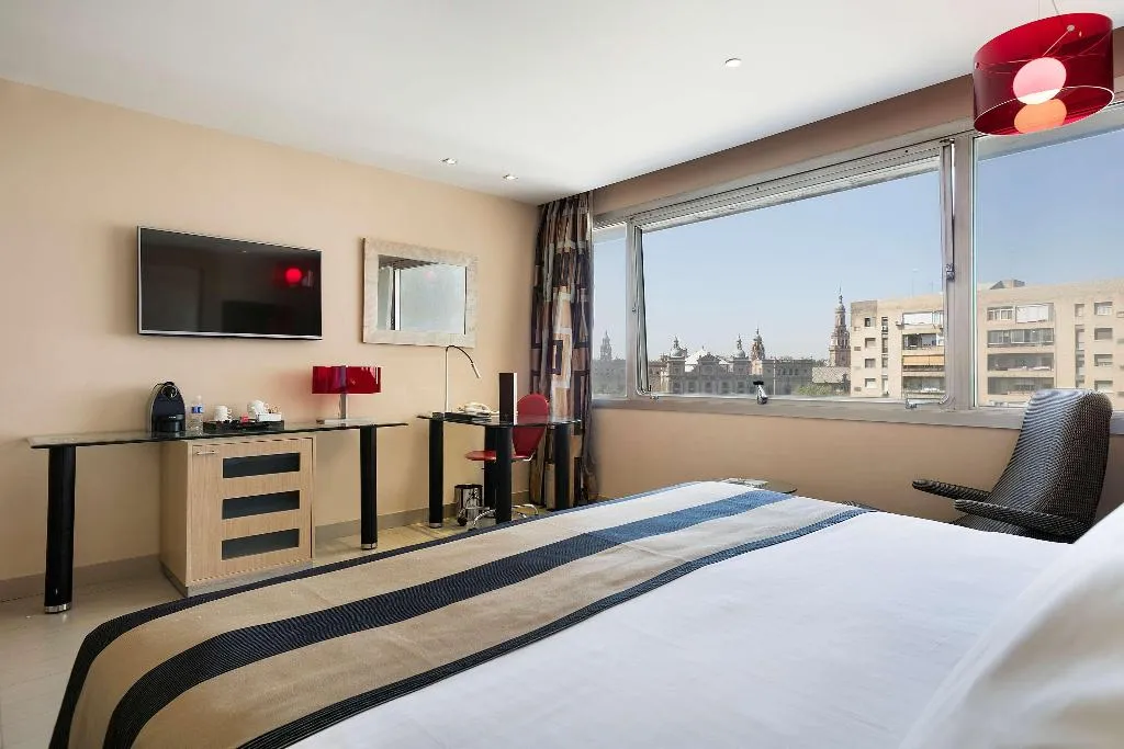 Room PREMIUM Room, The Level At Meliá Sevilla, Seville