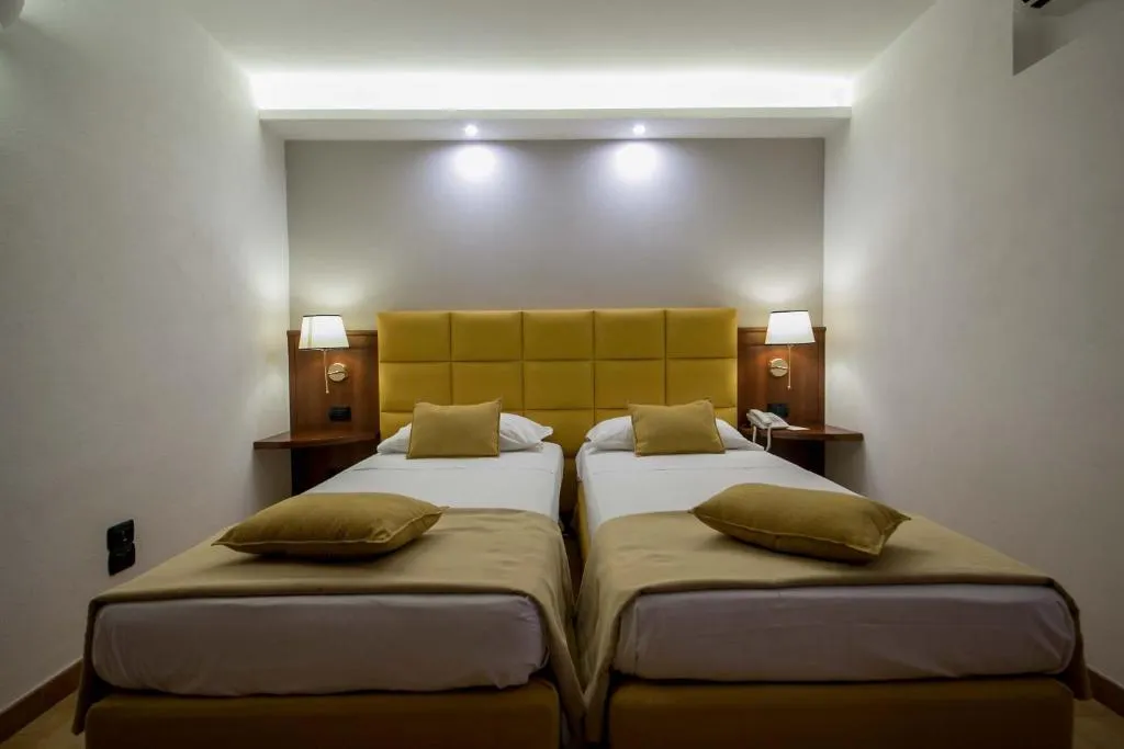 SUITE TWO BEDROOMS ONE BATHROOM Room, Montespina Park Hotel, Naples
