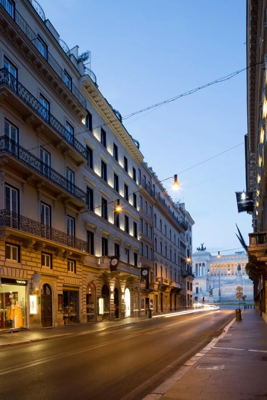 General view, Via Del Corso Home, Rome