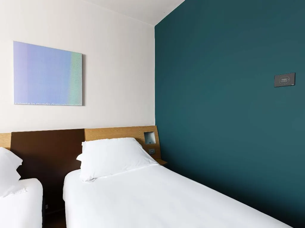 TWIN STANDARD Room, Novotel Caserta Sud, Naples