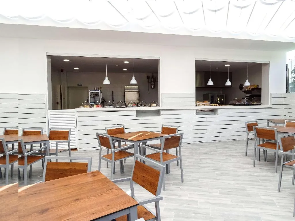 Bar, Sol Palmanova-Mirlos Tordos, Majorca