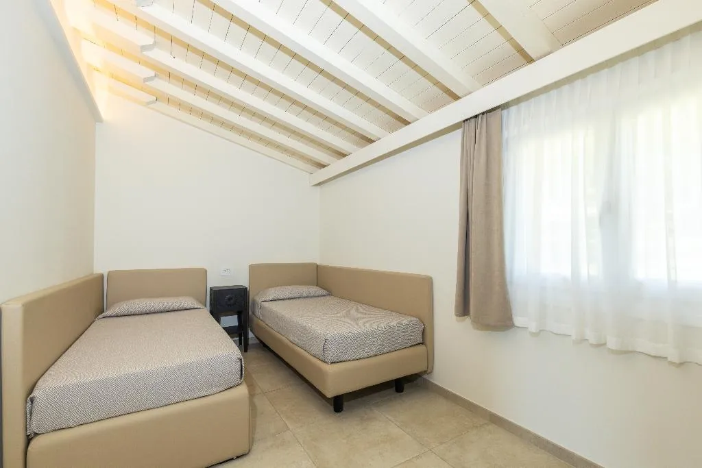 FAMILY ROOM DELUXE Room, Club Hotel Saraceno, Cagliari