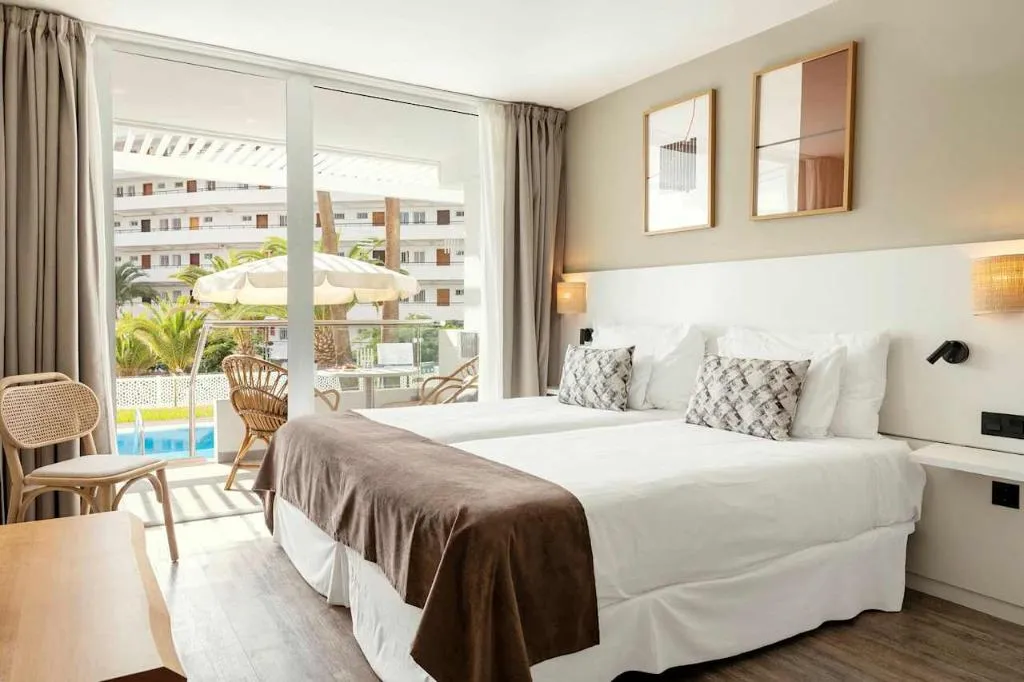 JUNIOR SUITE POOL VIEW Room, Coral Ocean View, Tenerife