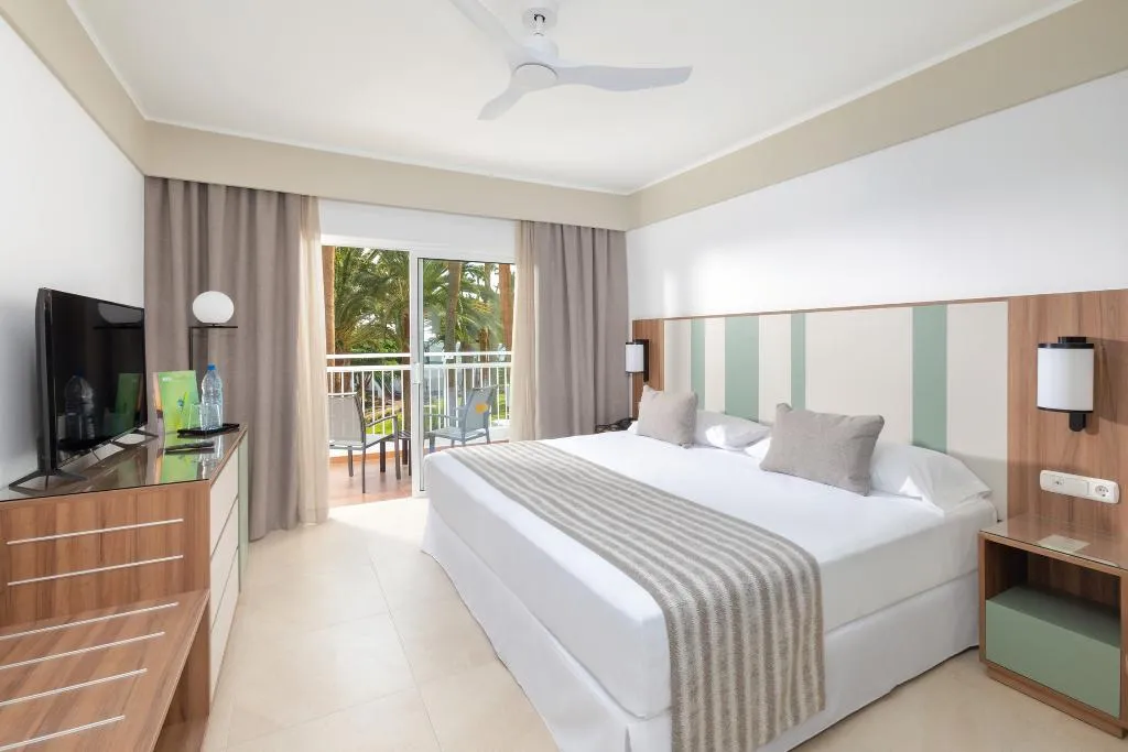 Double or Twin STANDARD Room, Hotel Riu Paraiso Lanzarote - All Inclusive, Lanzarote