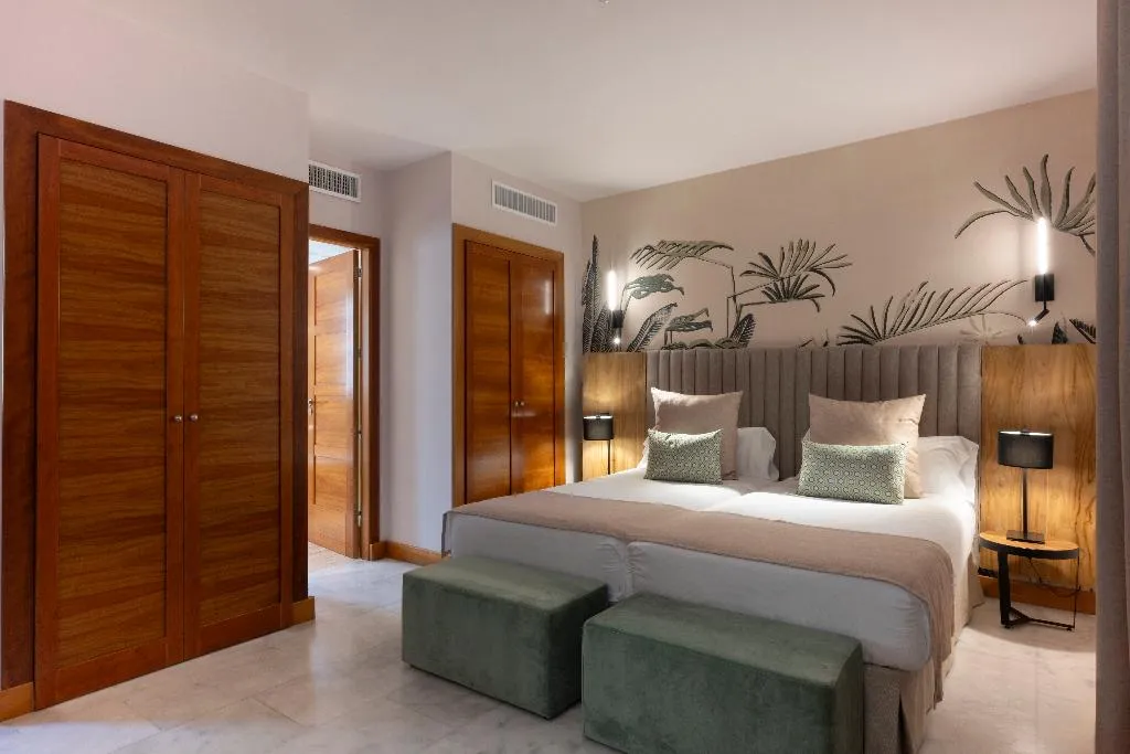 VILLA CAPACITY 2 ONE BEDROOM Room, Hotel Suite Villa María, Tenerife