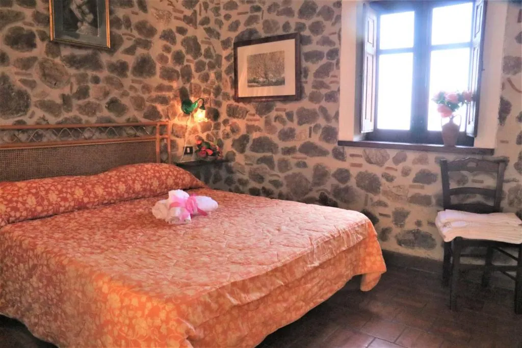Room, Santa Margherita, Catania