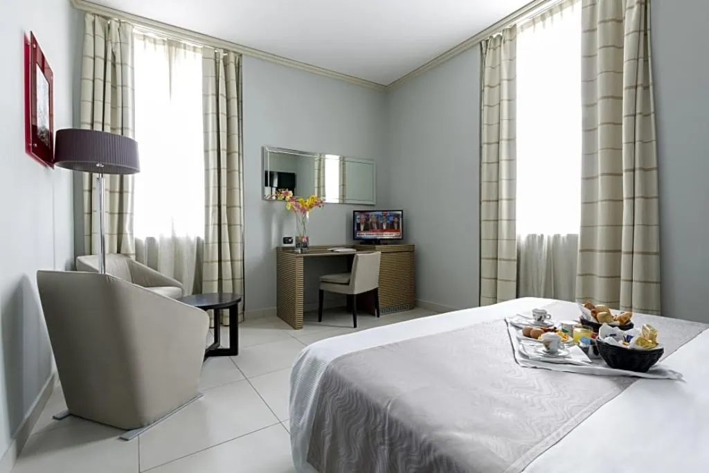DOUBLE SINGLE USE EXECUTIVE Room, Palazzo Salgar, Naples