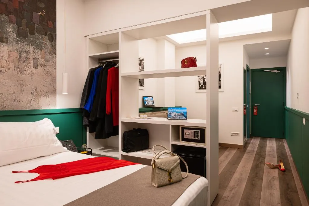 Double or Twin DELUXE Room, Smart Hotel - Naples Harbour, Naples